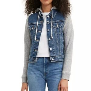Levi's Hybrid Original Trucker Jacket. Color: Indiglow Dark Wash. Size small.